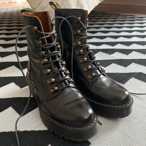 Dr. Marten’s Leona boot